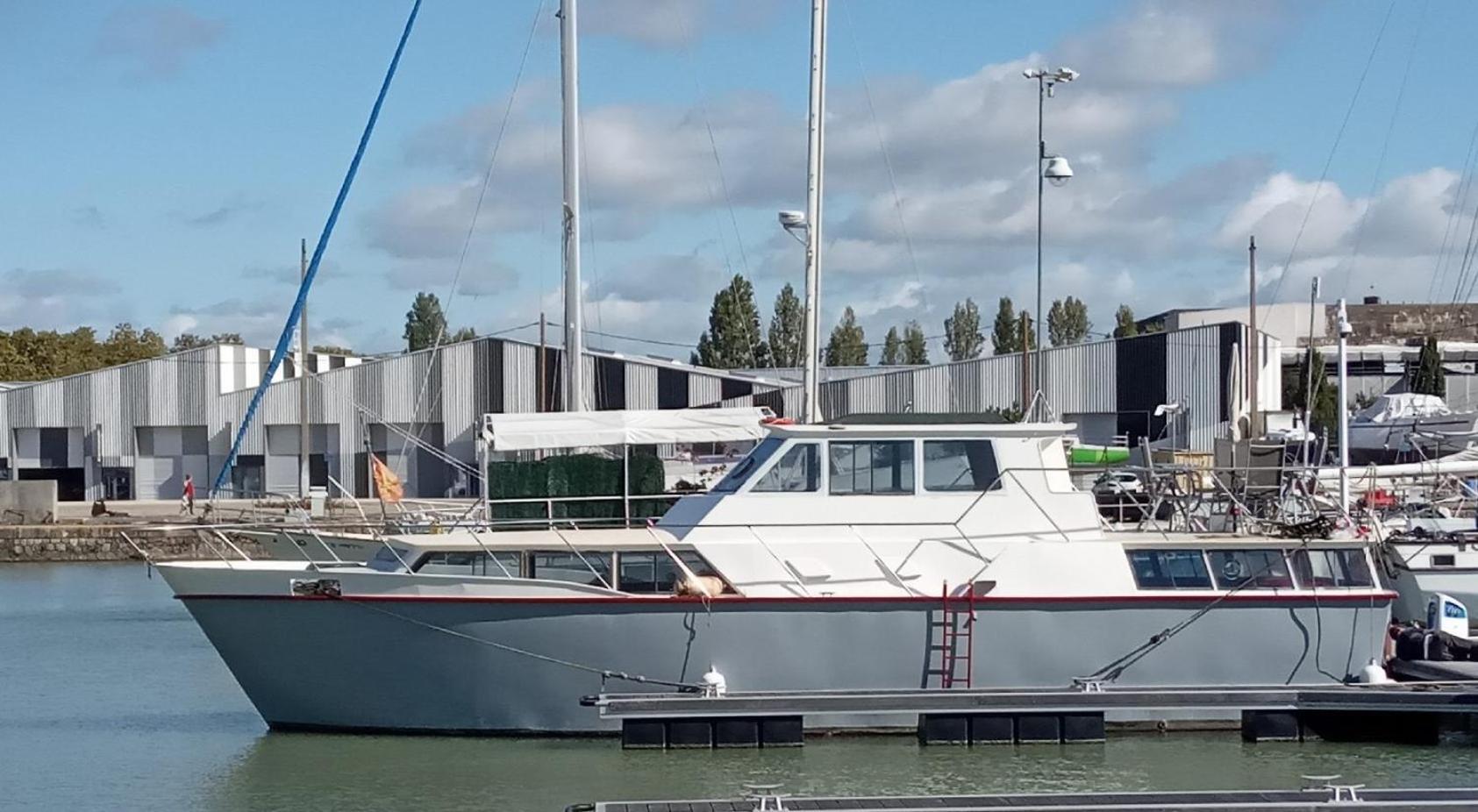 Le Bateau Ivre Hotell Bordeaux Rom bilde