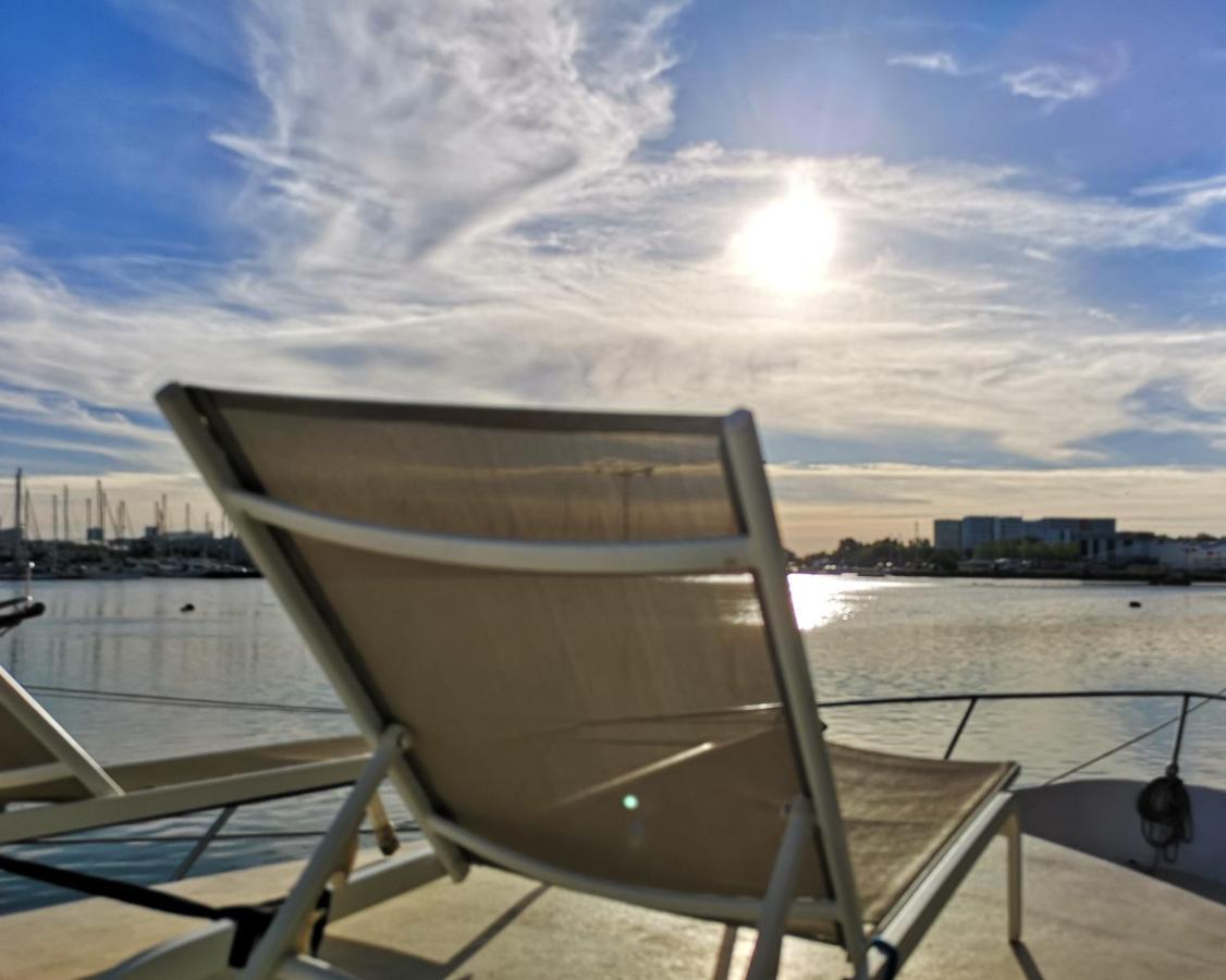 Le Bateau Ivre Hotell Bordeaux Eksteriør bilde