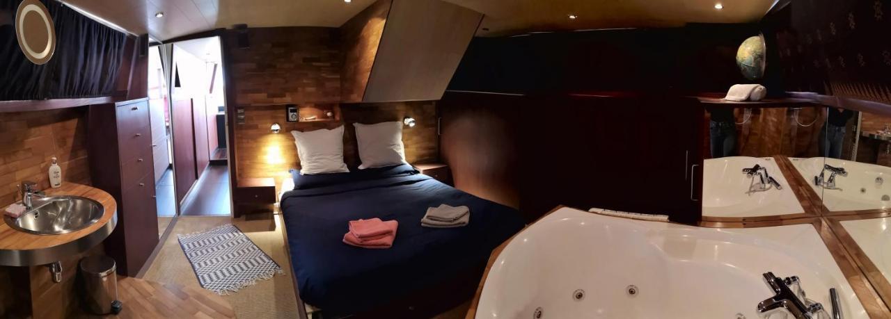 Le Bateau Ivre Hotell Bordeaux Eksteriør bilde
